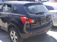 Dezmembrez Nissan Qashqai din 2007, motor 2.0 Diesel M9R