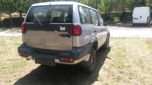 Dezmembrez nissan terano 2 2,7 tdi an 2005