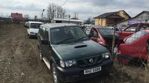 Dezmembrez nissan terrano 2,7 tdi 2003