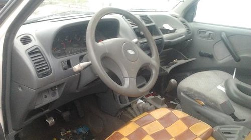 Dezmembrez Nissan Terano Motor 2663 74 Kw 101 C P An 1995