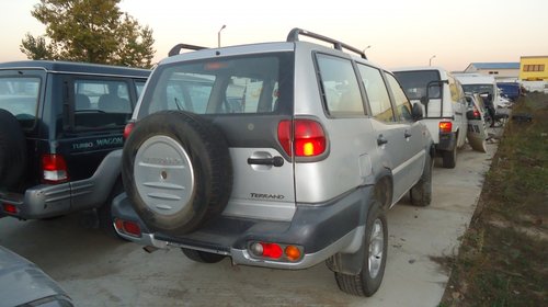 dezmembrez nissan terrano an 2003 diesel