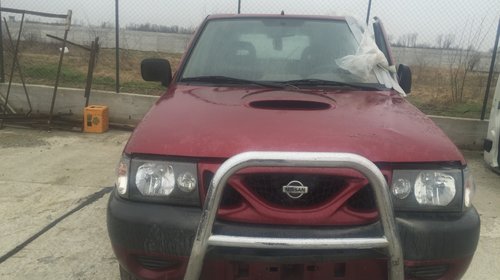 Dezmembrez Nissan Terrano II 2.7 TDI