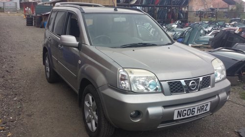 Dezmembrez Nissan X-trail 2.2 84kw 114cp 2001