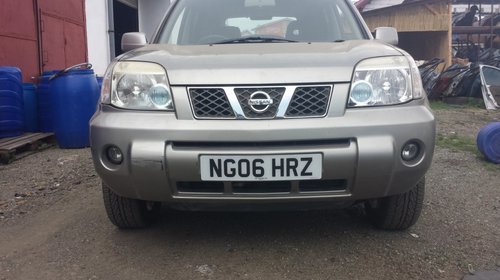 Dezmembrez Nissan X-trail 2.2 84kw 114cp 2001