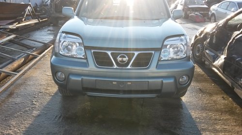 Dezmembrez Nissan X-trail, an 2003, 2.0 benzi