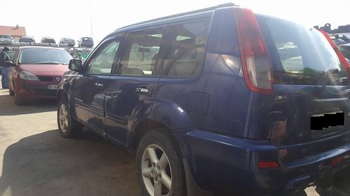 Dezmembrez Nissan X-trail