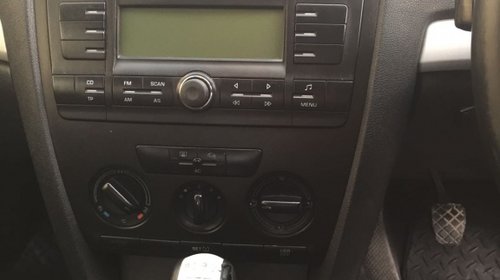 Dezmembrez Octavia 2 1,9 TDI bkc