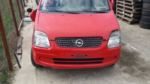 Dezmembrez Opel Agila 1,2i 16v - 2001