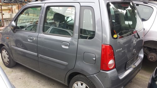 Dezmembrez Opel Agila 1.3 CDTI 2003