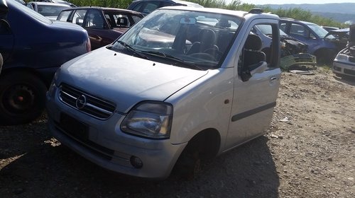 Dezmembrez Opel Agila, an 2003, 1.2 benzina