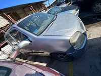 Dezmembrez Opel Agila motor 1.0 benzina an 2001