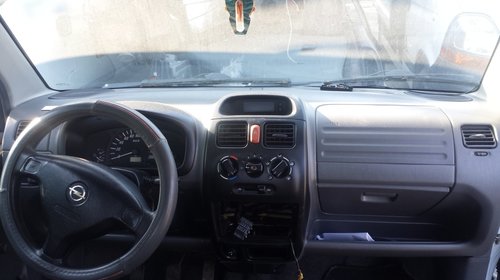 Dezmembrez Opel Agila