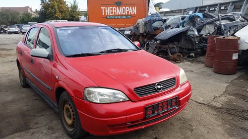 Dezmembrez Opel Astra 1,6 16v an 2001 stare f