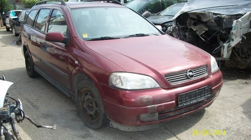 Dezmembrez Opel Astra 1.7 Dti an 2001