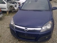 Dezmembrez Opel Astra 2007-2009