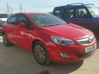 Dezmembrez Opel Astra 2012 1.7cdti