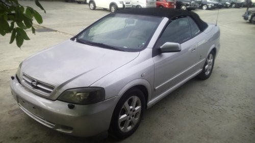 Dezmembrez Opel Astra Cabrio, an 2002,