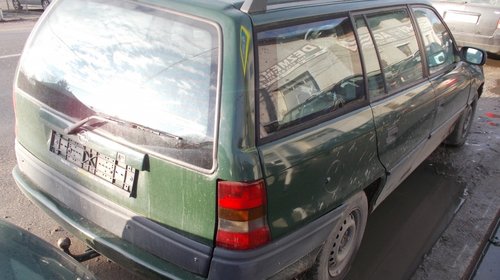 Dezmembrez Opel Astra Caravan 1.7 DTL, din 2003