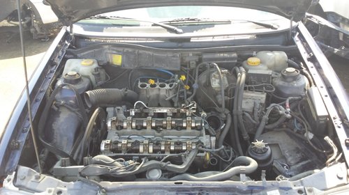 Dezmembrez Opel Astra F 1.6b an 1997