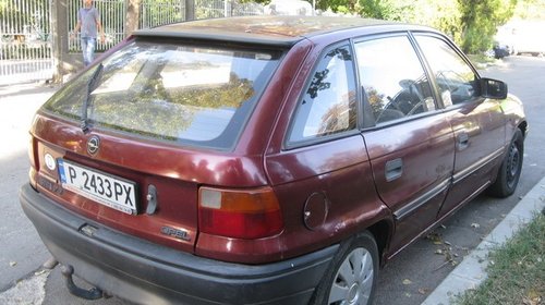 Dezmembrez Opel Astra F 1.7DTL (Isuzu)