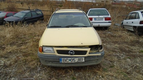Dezmembrez Opel Astra F, 1994, 1,6 B, 16v 