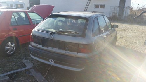 Dezmembrez Opel Astra F, an 1996, 1.7 diesel