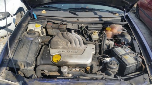 Dezmembrez Opel Astra F caravan, an 1996, 1.6 benzina