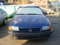 Dezmembrez Opel Astra F din 1996, 2.0 b
