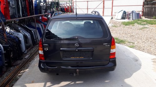 Dezmembrez Opel Astra G 1.6 16V Z16XE