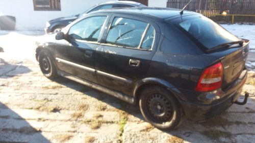 Dezmembrez opel astra g 1,7 td 2000 negru impecabil