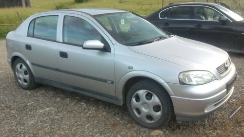 Dezmembrez opel astra G 1998-2003