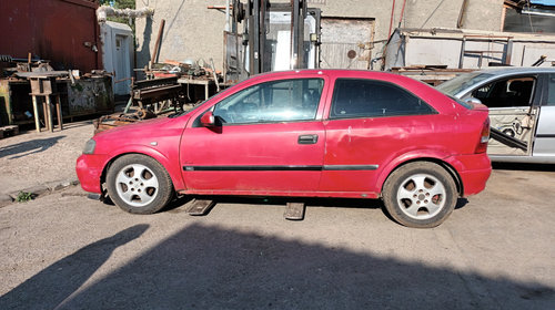 Dezmembrez Opel ASTRA G 1998 - 2009 2.0 16V X 20 XEV ( CP: 136, KW: 100, CCM: 1998 ) Benzina