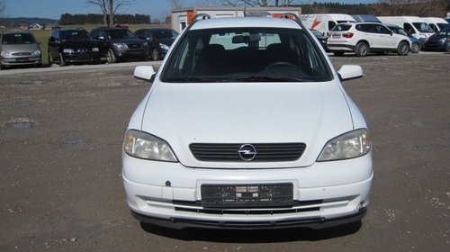 Dezmembrez Opel Astra G 1998 Break 1.7