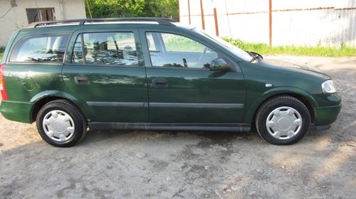 Dezmembrez Opel Astra G 1999 ; Combi