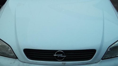 Dezmembrez Opel Astra G 2.0 dti an 2003