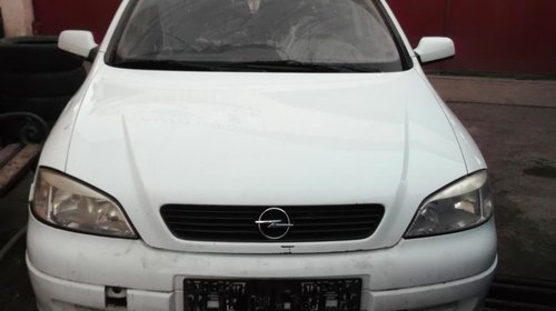 Dezmembrez Opel Astra G 2.0 dti an 2003