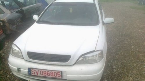 Dezmembrez Opel Astra G 2 0dti An 2001