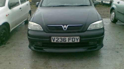 Dezmembrez Opel Astra G 2 0i 16v An 2001