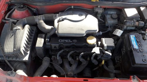 Dezmembrez Opel Astra G 2000 1.6B X16SZR