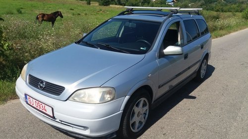 Dezmembrez Opel Astra G 2000 break 2.0