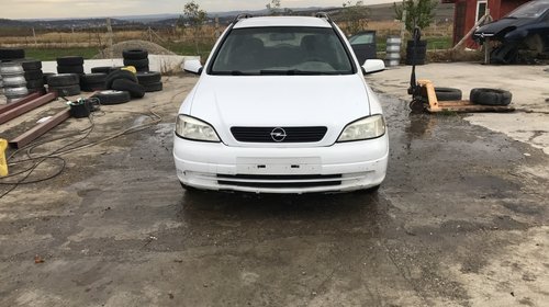 Dezmembrez Opel Astra G 2000 combi 1,7 dti