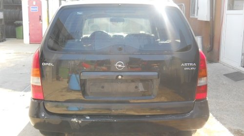 Dezmembrez Opel Astra G 2001 caravan 2,0