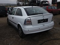 Dezmembrez Opel Astra G 2001