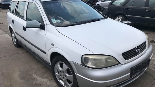 Dezmembrez Opel Astra G 2002 Combi(break) 2.0