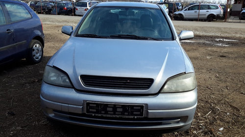 Dezmembrez Opel Astra G 2002 hatchback 2.2