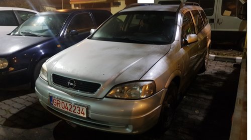 Dezmembrez Opel Astra G 2004 break 1.7