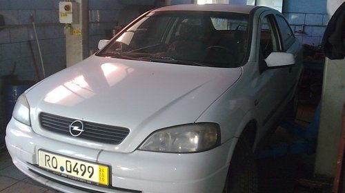 Dezmembrez Opel Astra G, an 1998, 1.7 TD