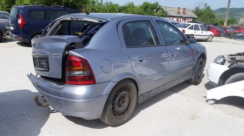 Dezmembrez Opel Astra G, an 2003, 1.7 diesel