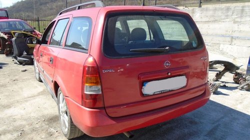 Dezmembrez Opel Astra G CARAVAN 1,6 16V
