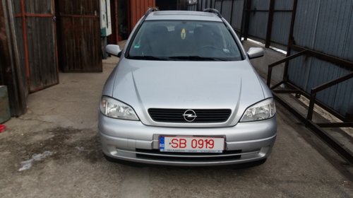 Dezmembrez opel astra g caravan 1,6i gri meta